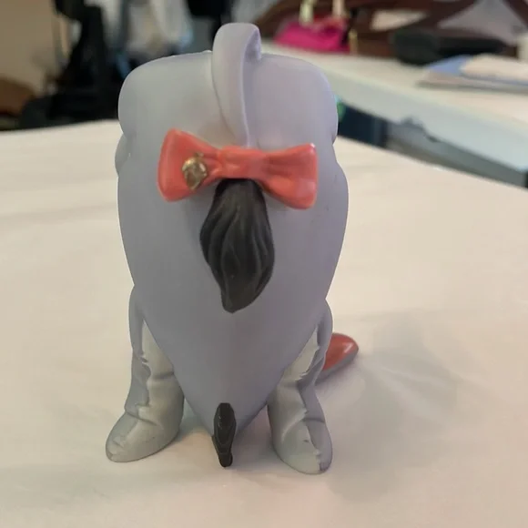 Winnie the Pooh upside down - Picture 4 of 7